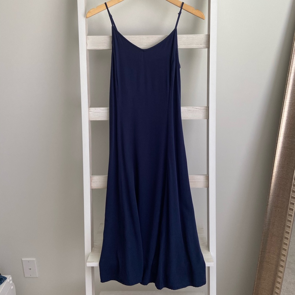 Old Navy Navy Midi Dress